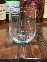 Load image into Gallery viewer, Stemless 16.8 oz glass with Etching
